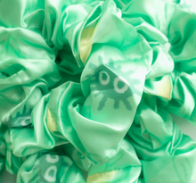 Load image into Gallery viewer, Leafy Green Scrunchie
