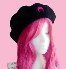 Load image into Gallery viewer, Wicked Beret ☾
